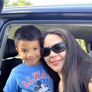 Meet your Posher, Carla